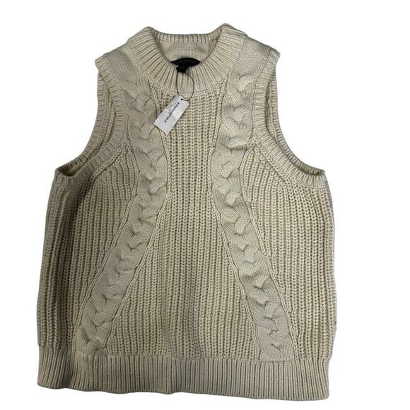 NWT Banana Republic Women's Cable Knit Sweater Vest Round Neck Sleeveless Size M - Picture 6 of 10